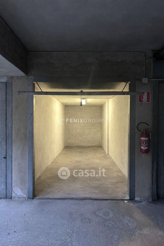 Box/posto auto in residenziale in Via Federico Varisco 1