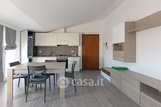 Appartamento in residenziale in Via Valtellina 1