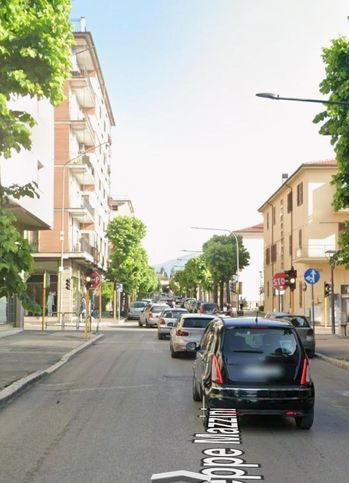 Ufficio in commerciale in Via Giuseppe Mazzini
