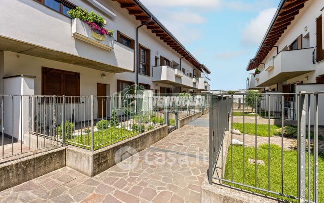 Appartamento in residenziale in Via Bassa 8