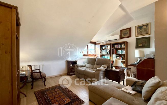 Appartamento in residenziale in Via Giovanni Pascoli 16