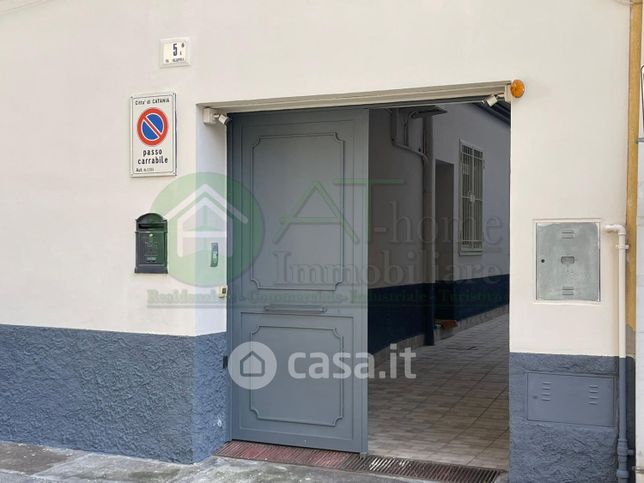 Appartamento in residenziale in Via Falsaperla