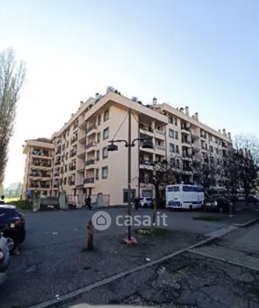 Box/posto auto in residenziale in Via Alessandro Manzoni 16