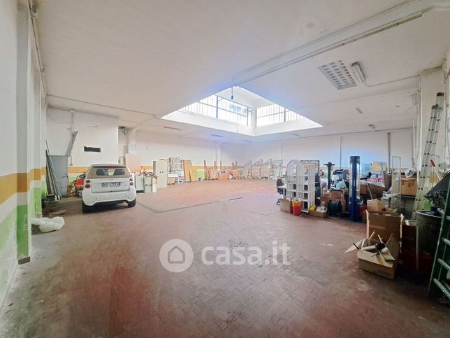 Capannone in commerciale in Via Broni 7 /A
