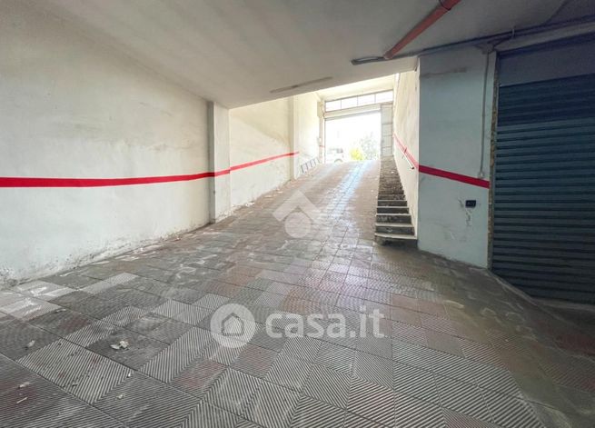 Garage/posto auto in residenziale in Via Balilla 206