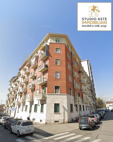 Appartamento in residenziale in Via GiosuÃ¨ Borsi 43