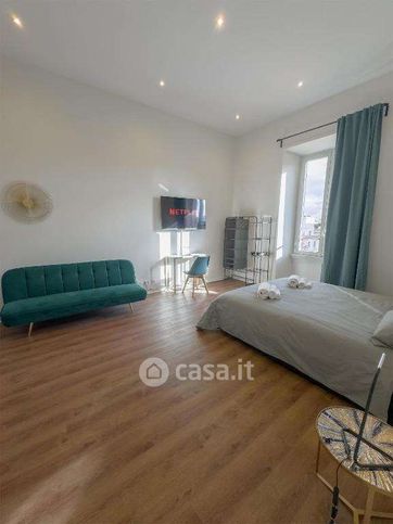 Attivitã /licenza (con o senza mura) in commerciale in 