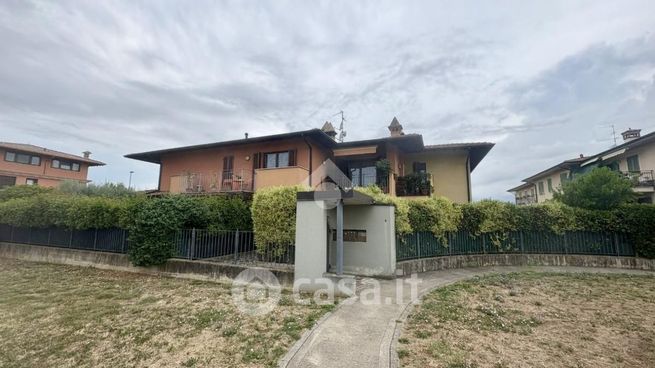 Appartamento in residenziale in Via Ormadelli 4