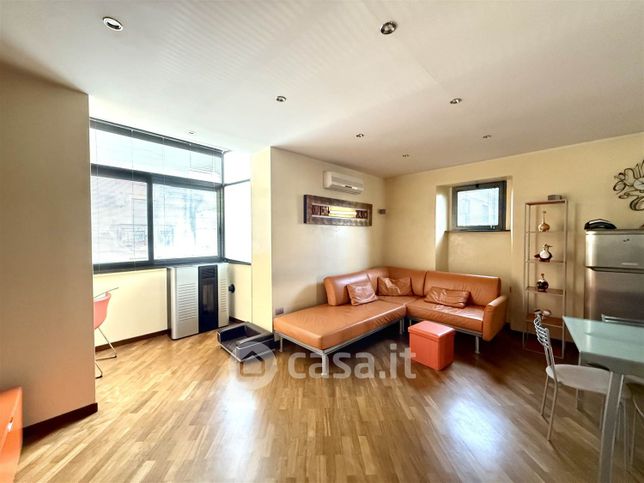 Appartamento in residenziale in Via Lucania 53