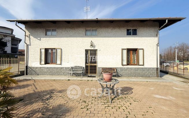 Casa indipendente in residenziale in Via Ranzoni