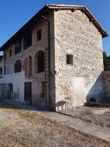 Rustico/casale in residenziale in Via Pozzo Dipinto