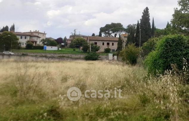 Terreno edificabile in residenziale in Via Faena