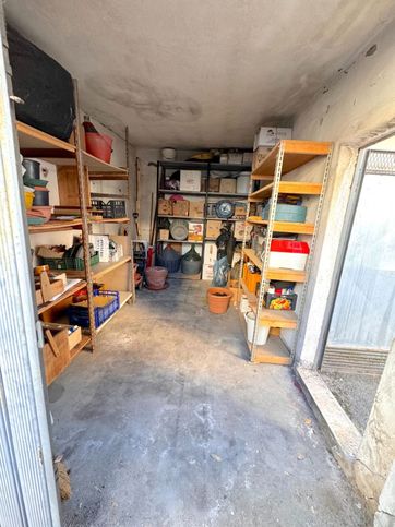 Garage/posto auto in residenziale in Via Francesco Baracca