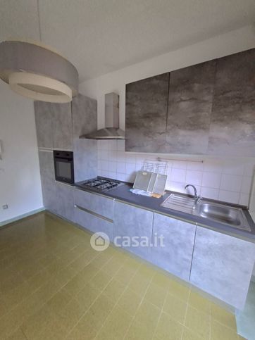 Appartamento in residenziale in Via Cividale