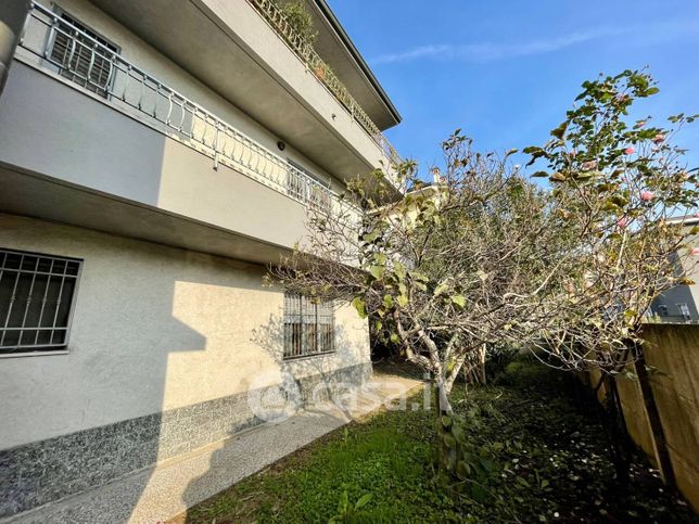 Appartamento in residenziale in Via Don Amati 6 A