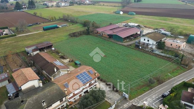 Terreno edificabile in residenziale in Via Fagarè 16