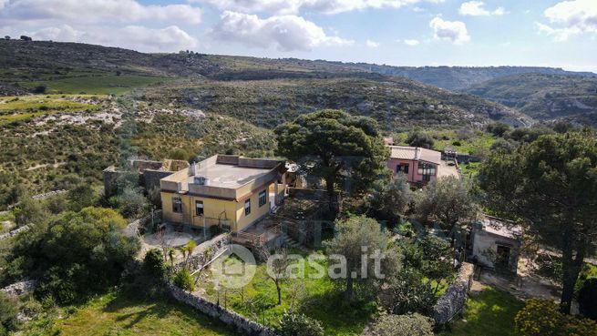 Casa indipendente in residenziale in Via Tommaso Fazello 228
