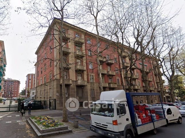 Appartamento in residenziale in Viale Fratelli Casiraghi 102