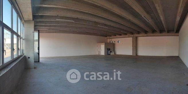 Capannone in commerciale in Via di Casellina 88