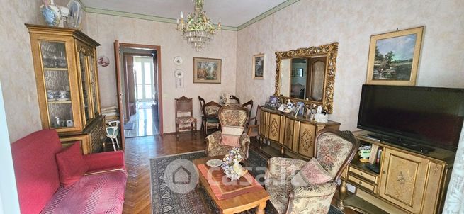 Appartamento in residenziale in Via Eugenio Clara 2-8