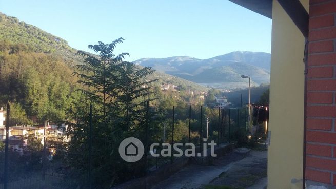 Appartamento in residenziale in Via Crocevecchia