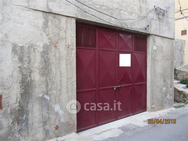 Garage/posto auto in residenziale in 