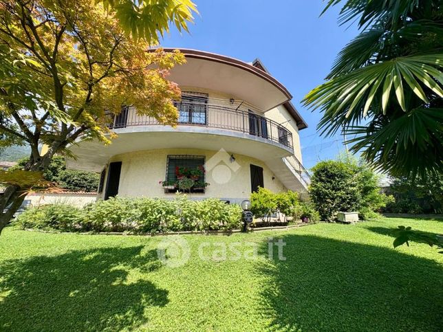 Appartamento in residenziale in Via Francesco Crispi 5
