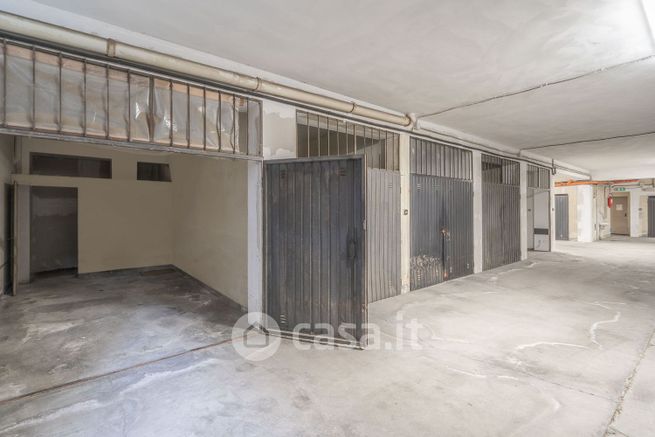 Box/posto auto in residenziale in Via Agostino Tolosano