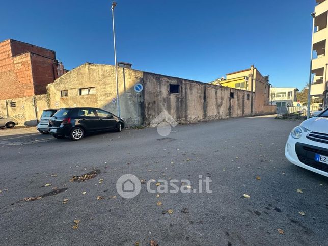 Garage/posto auto in residenziale in Viale I Maggio 82