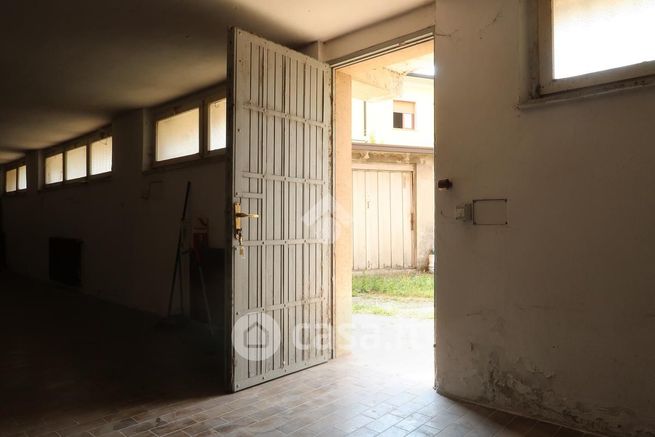 Garage/posto auto in residenziale in Via Risorgimento 21