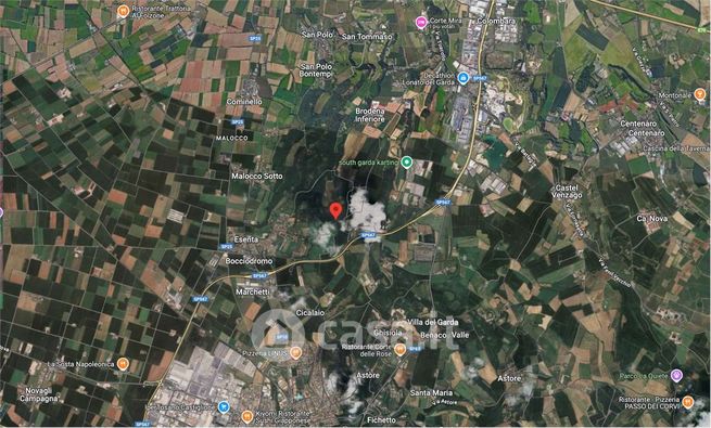 Terreno agricolo in commerciale in Via Barzoni