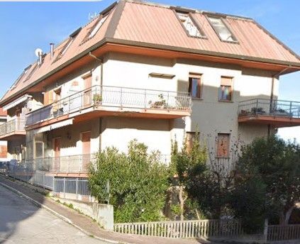 Appartamento in residenziale in Via Gaetano Donizetti