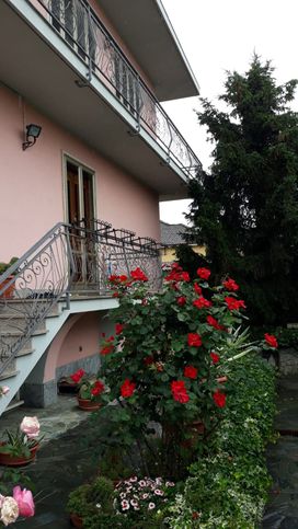 Villa in residenziale in 