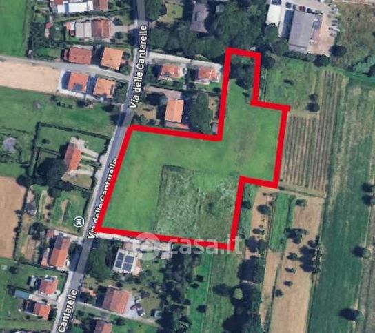 Terreno agricolo in commerciale in 