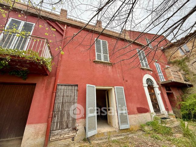 Villa in residenziale in Via del Paradiso 5
