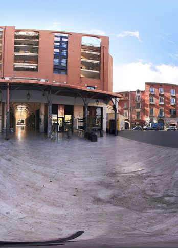 Negozio/locale commerciale in commerciale in Via Giuseppe Garibaldi 64