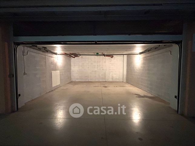 Box/posto auto in residenziale in 