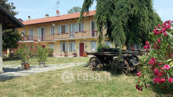 Rustico/casale in residenziale in Località Calliano