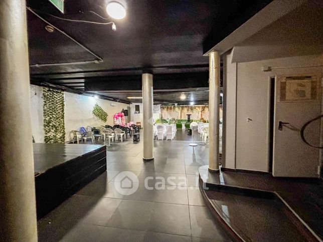 Capannone in commerciale in Via Attilio Galli 28
