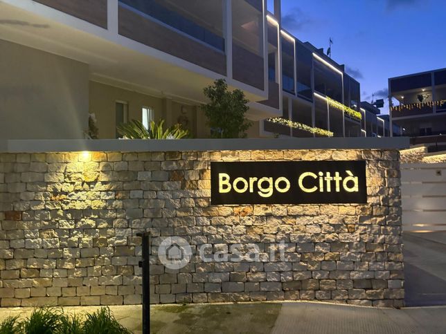 Appartamento in residenziale in Via Pantaleo Sigismondo 2