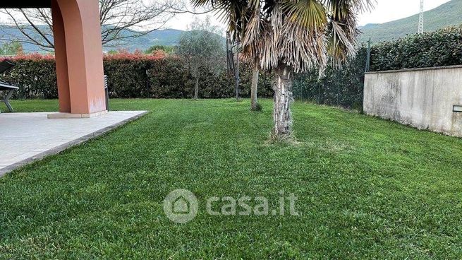 Appartamento in residenziale in Via Lisbona 7