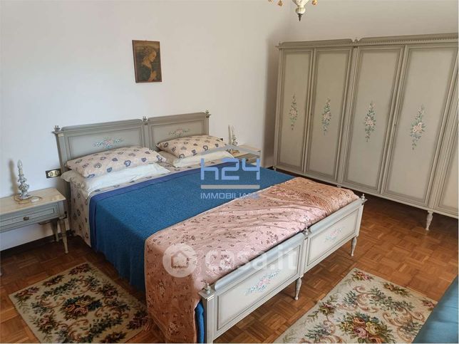 Casa indipendente in residenziale in Via Linaro