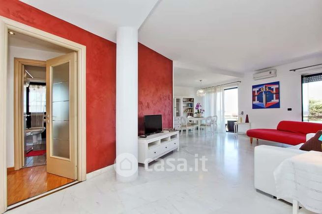 Appartamento in residenziale in Via Caterina Fieschi 12