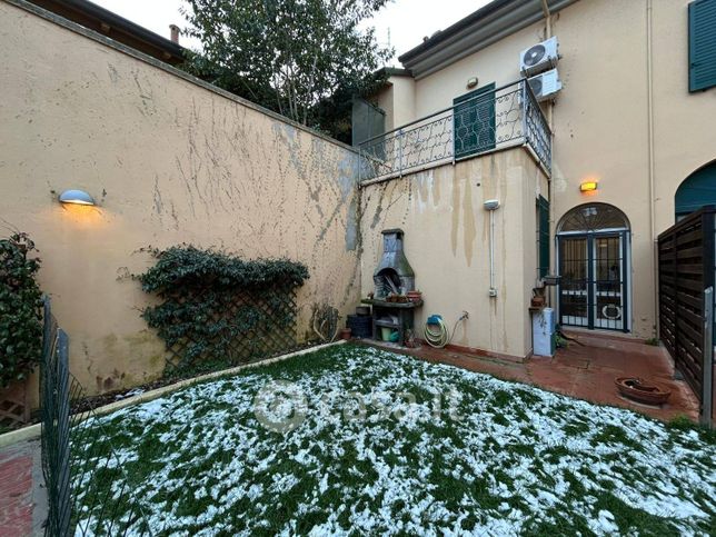 Villa in residenziale in Via Massimo D'Azeglio