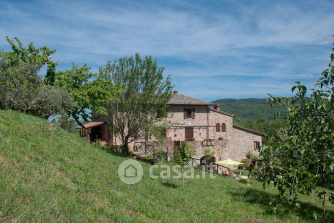 Rustico/casale in residenziale in 