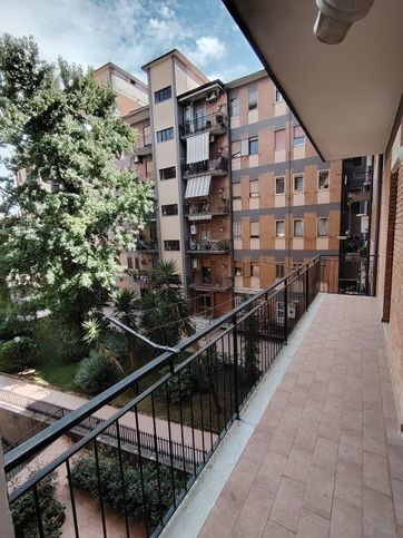 Appartamento in residenziale in Viale Abramo Lincoln 233