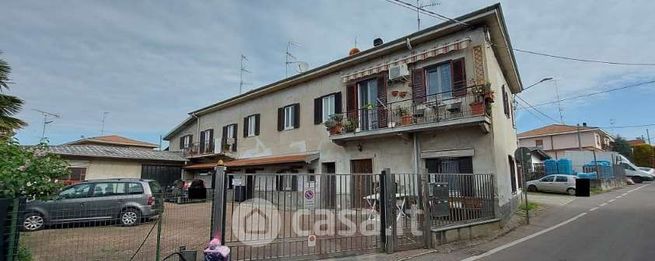 Appartamento in residenziale in Via Bertolotti 13