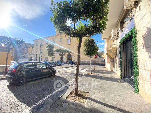 Attivitã /licenza (con o senza mura) in commerciale in I Traversa IV Novembre 41