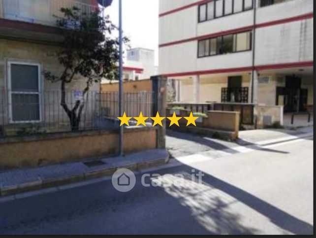Appartamento in residenziale in Via Tancredi Normanno