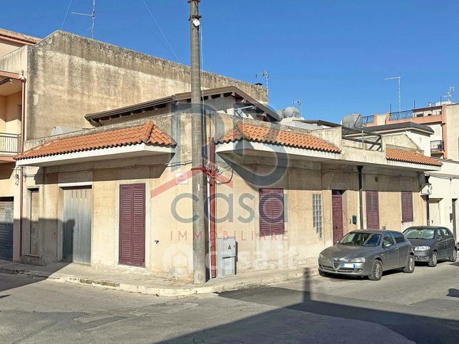 Casa indipendente in residenziale in Via Campania